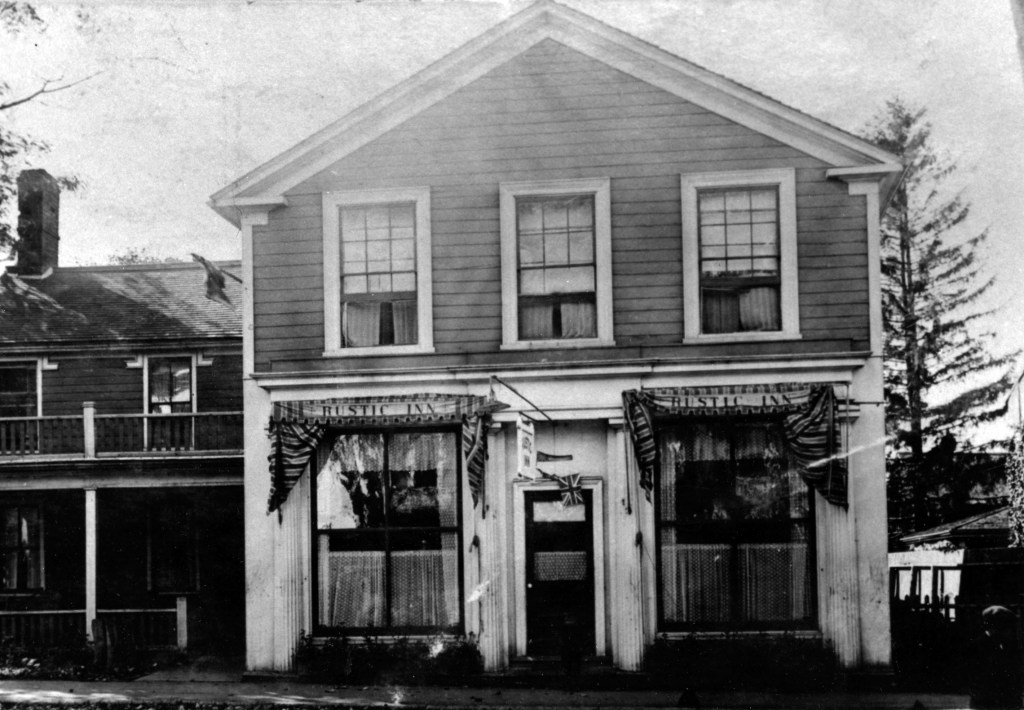 The Rustic Inn, ca.  1920s. (Photograph courtesy Richmond Hill Public Library, RH12-20)